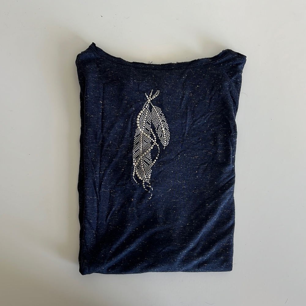 Like new Z&V rocks T-shirt